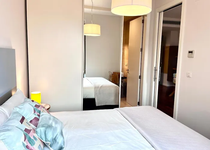 Homely Felix Saenz Deluxe Appartement